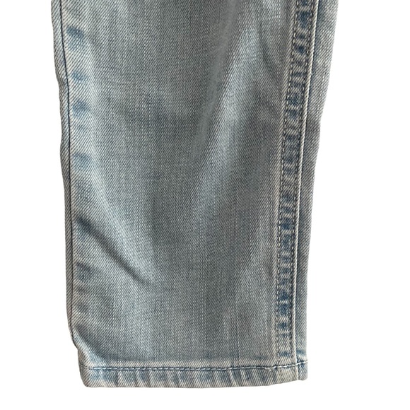 Hollister | Embroidered Distressed Jeans - Picture 5 of 13